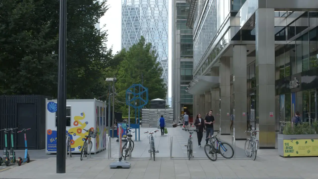 People on the move at a London Finance Centre UK 4K CINEMATIC BRITAIN