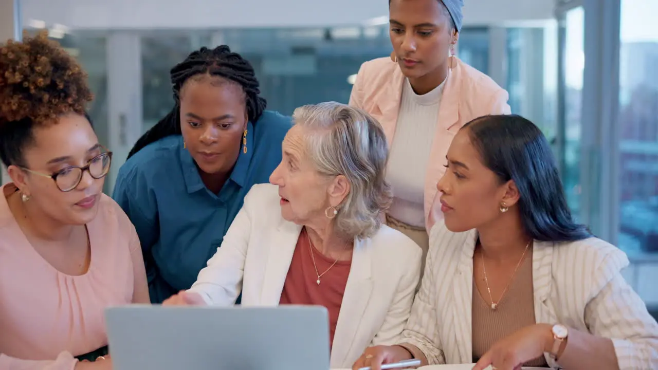 Business people women and laptop