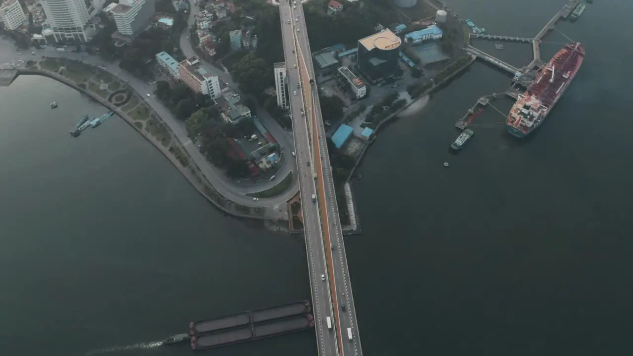 Bai Chay Bridge Vietnam 02