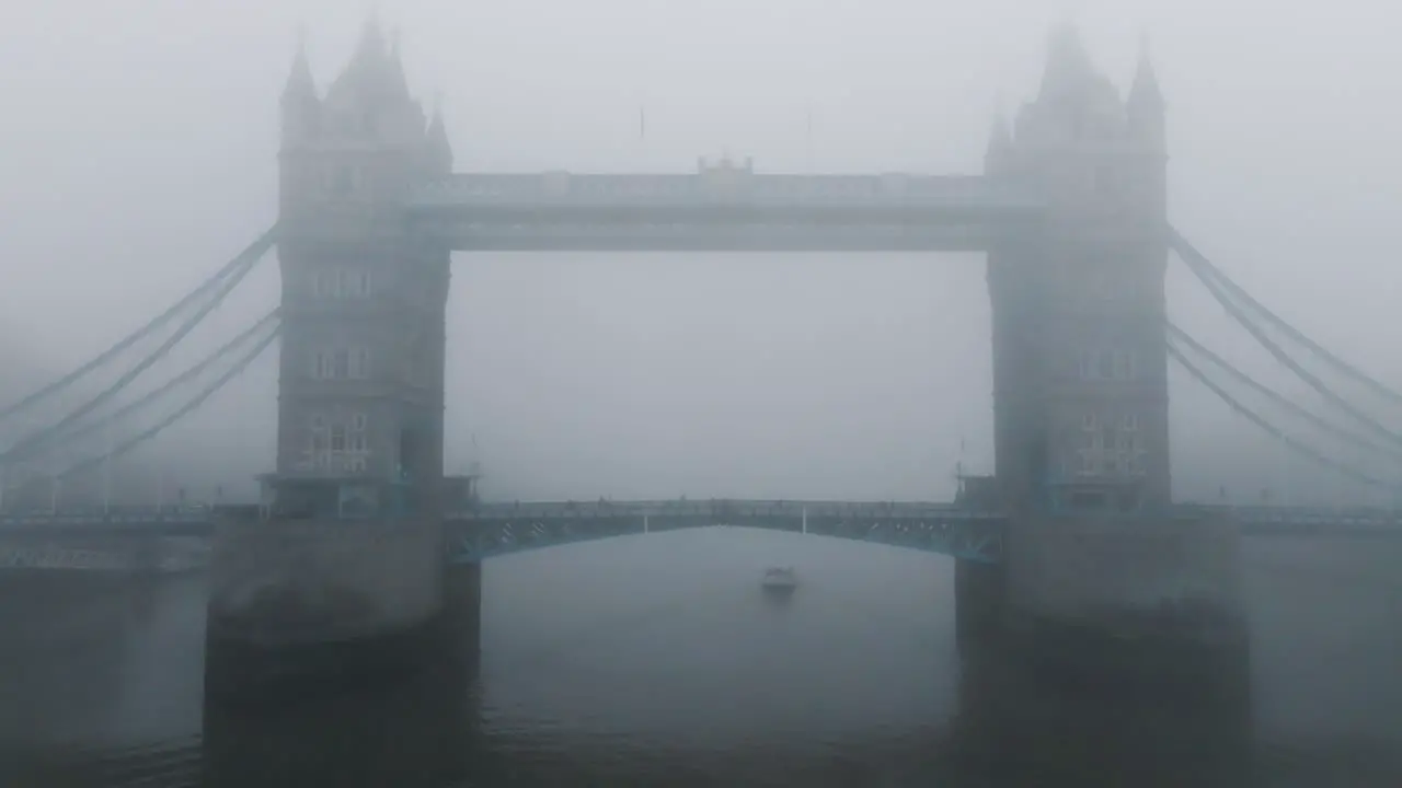 London fog in winter