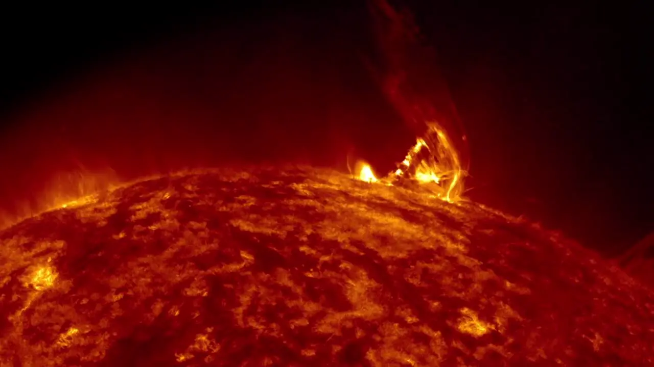 Nasa Animation Of The Sun Shows Formation Of A Solar Flare 2