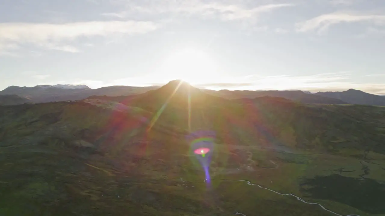 Beautiful Golden Hour Sunset Sunrise Sunlight Setting Behind Stunning Iceland Mountain Peak