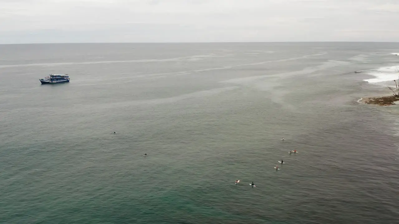 Surf class boat Mentawai Indonesia