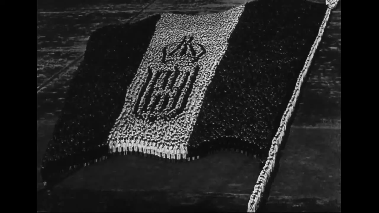 American Troops Spell Out Patriotic Words From High Above In The 1940S 2