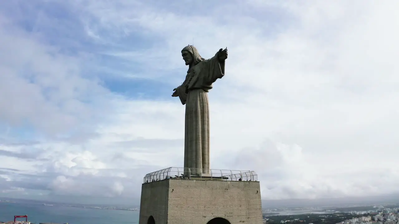 The large statue of Jesus in Lisbon