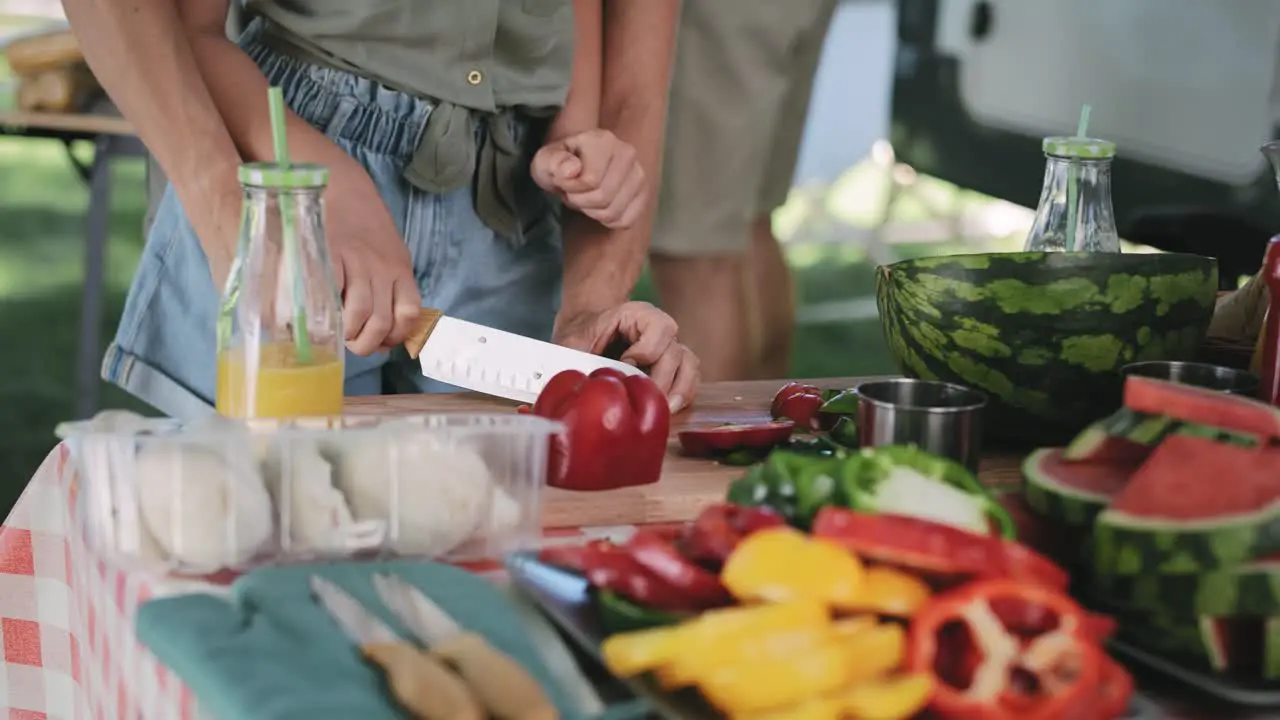 Video of mother teaching daughter how to prepare lunch