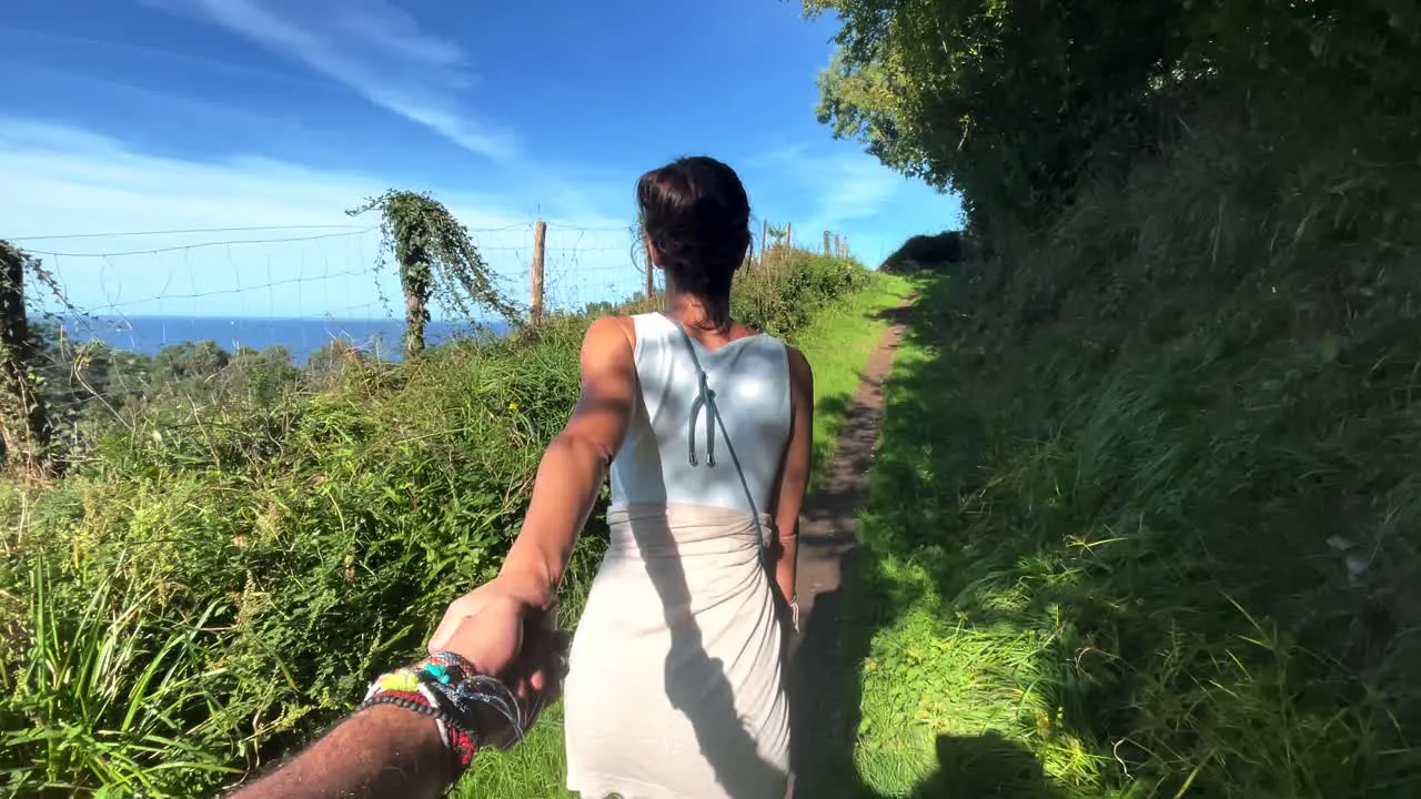 Pov Instagram Couple Holding Hand