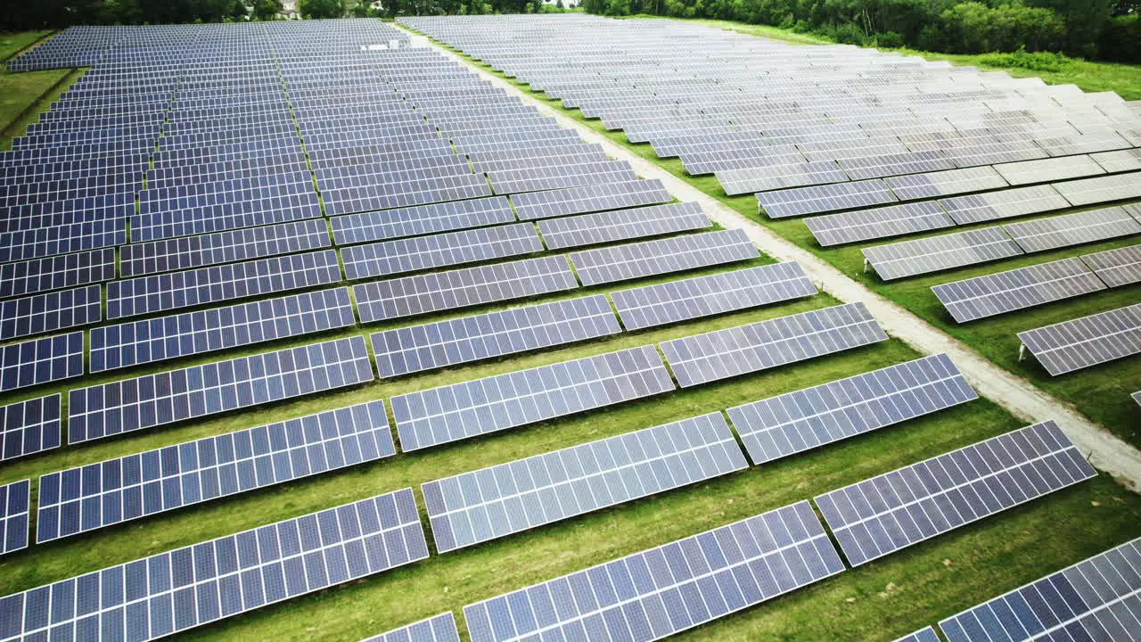 A large solar array in the midwest