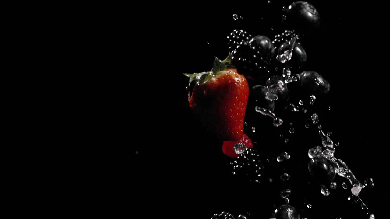 Flying Berries #2 slow motion 1900fps phantom 4K