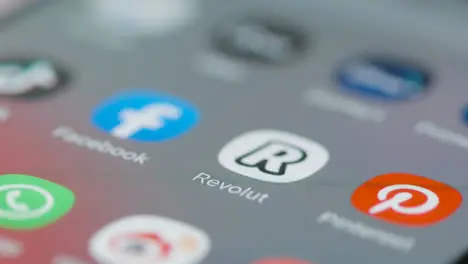 Tracking Close Up to Revolut and Other Apps on Mobile Phone