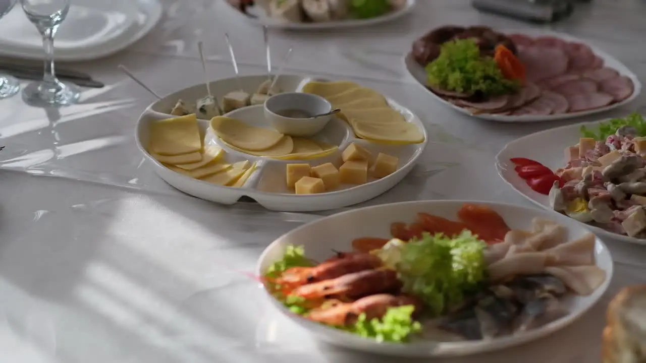 Gourmet salads with meat and cheese sets