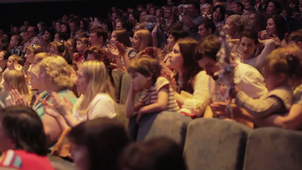 Audience applauded in theater or in cinema Pan 1