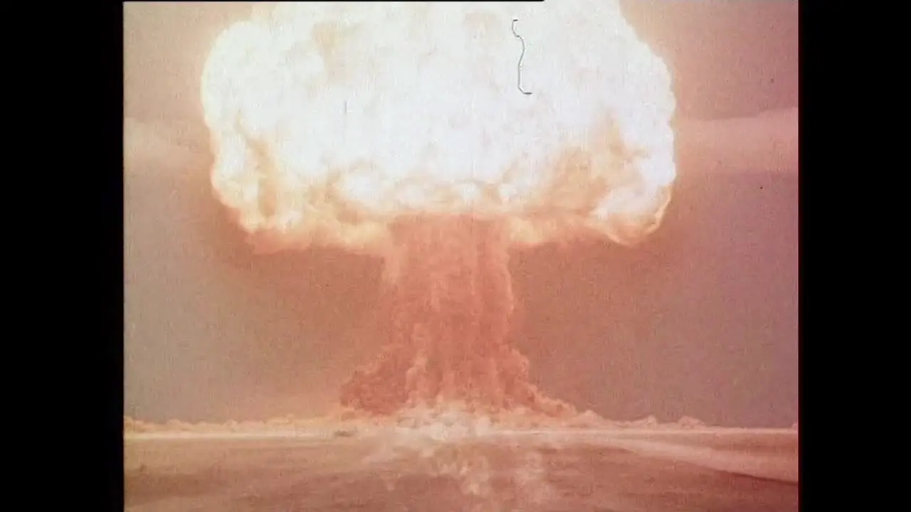 1953 Atomic Bomb Explosion 05