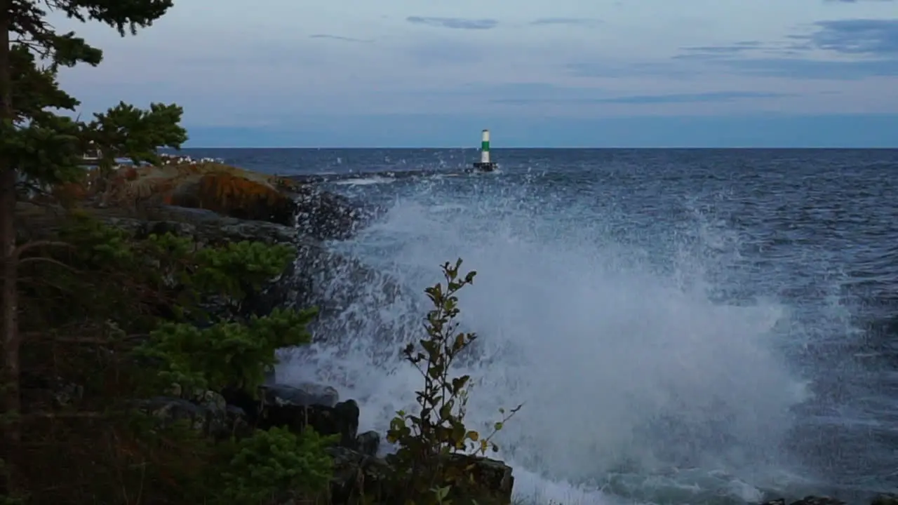 Lake Superior Minnesota waves crashing