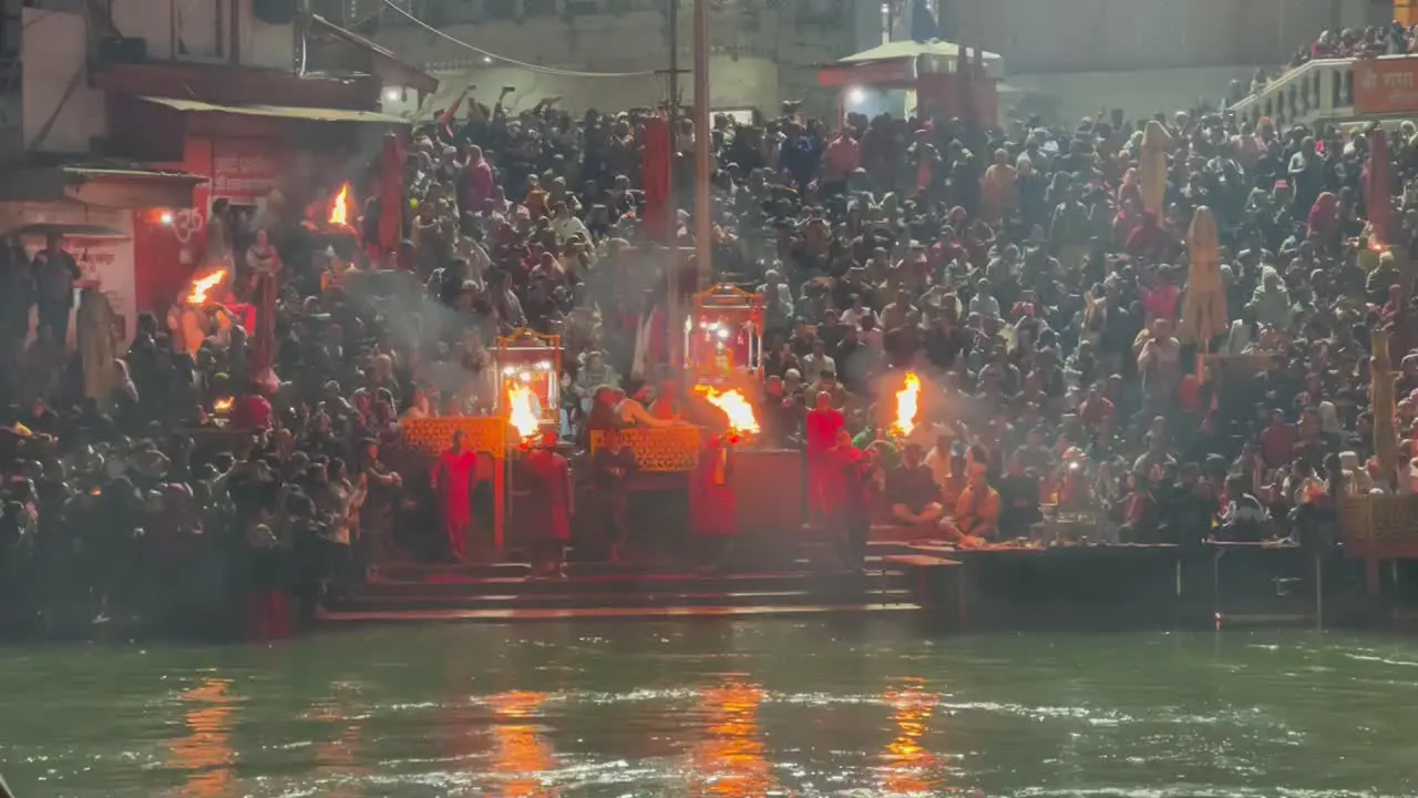 pov shot many people are watching aarti all people are shooting video in mobile