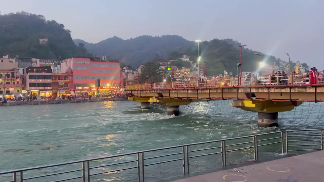 In the pov shot many people are going to visit the temple