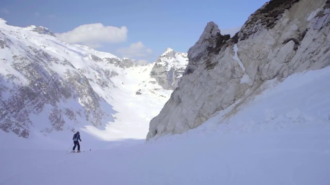 Skiing in Alps 02