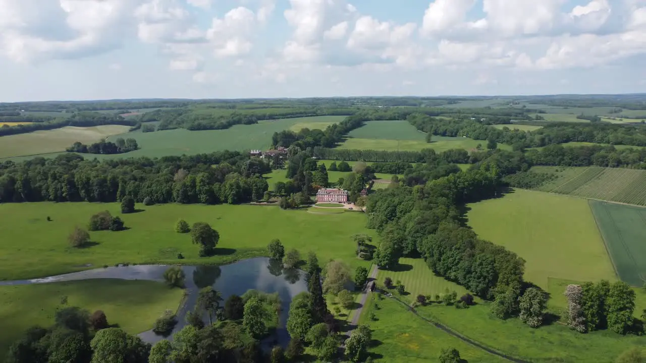 4K drone video of a country house in Kent