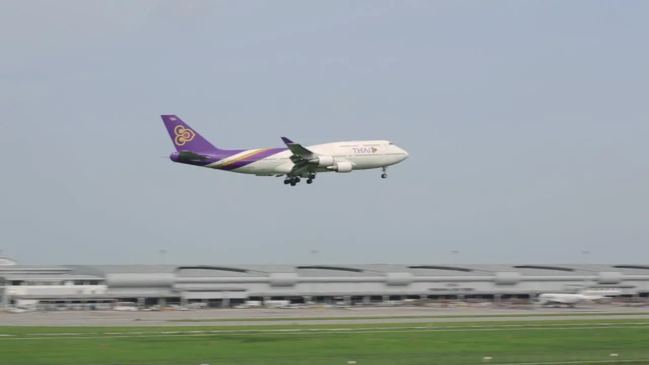 Thai Airways landing at Suvarnabhumi Airport clear day