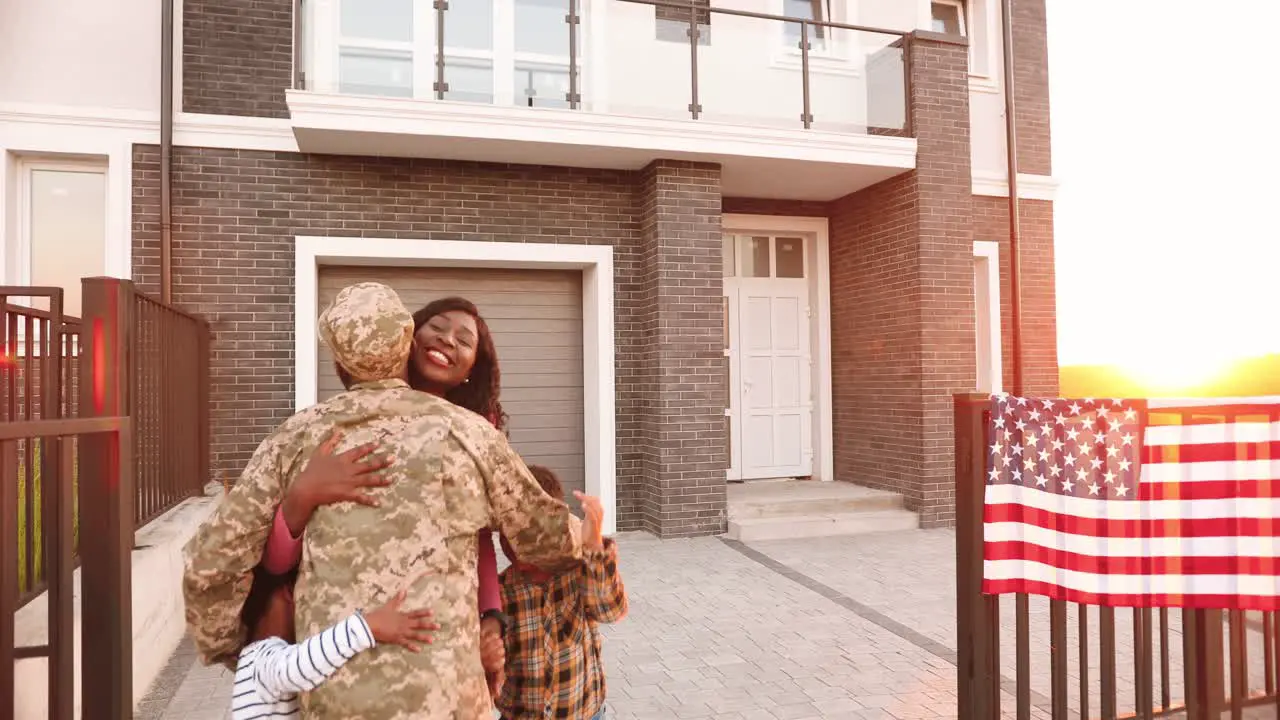 American Soldier Comes Back Home