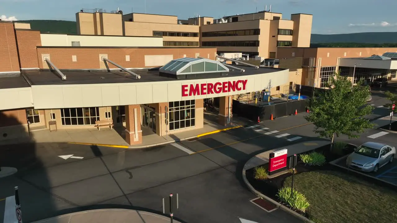 Emergency Room entrance at Hospital Medical Center