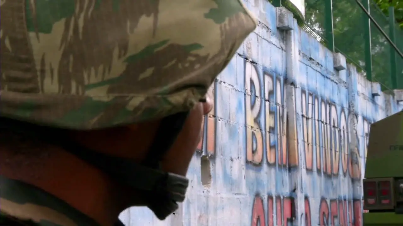 Soldier patrol the favela do aleman in Rio