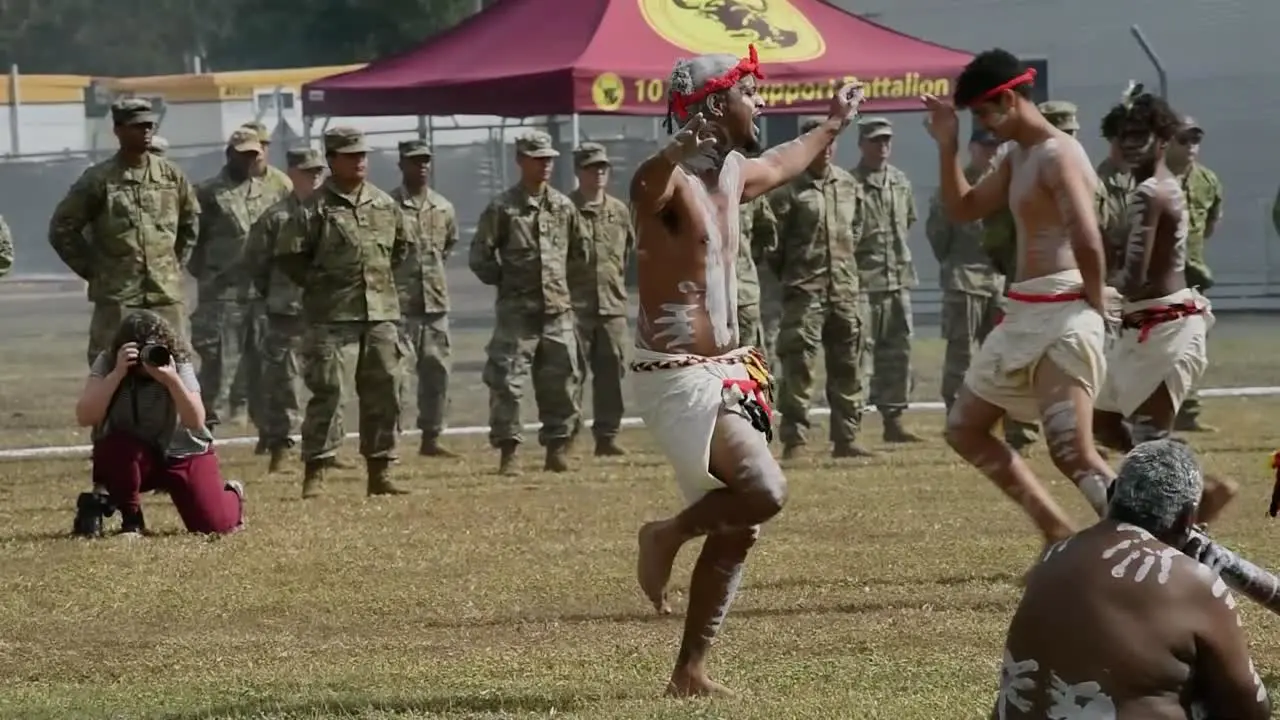 The Bindal Clan Performs Smoking Ceremony Honoring Their Land And Ancestors For Exercise Talisman Sabre Soldiers