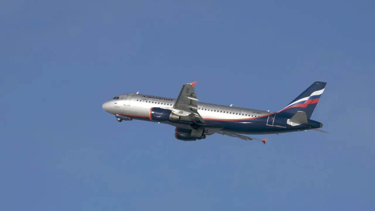 Aeroflot A320 ascending in the sky