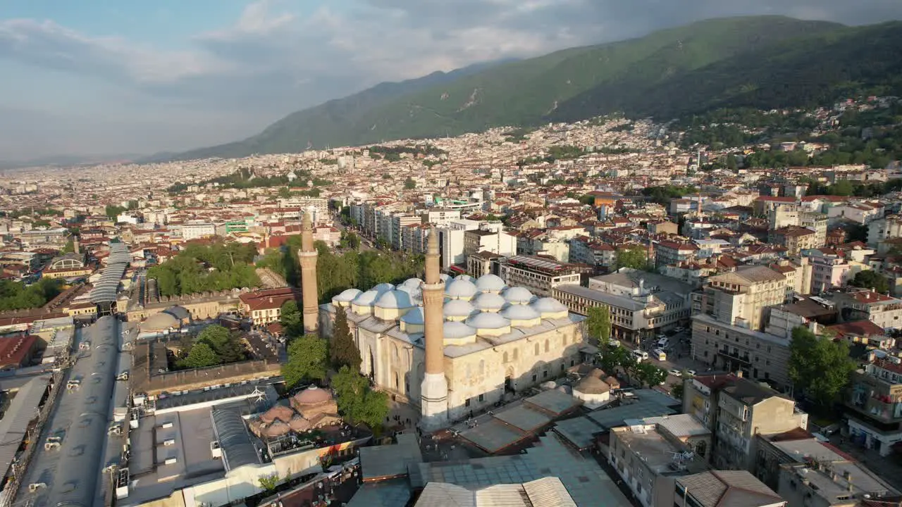 Bursa Ulu Mosque In City