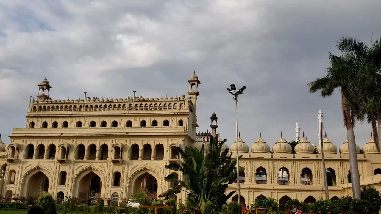 Bada Imamabada is a shrine Built by Muslim kings in Lucknow India in year 1784