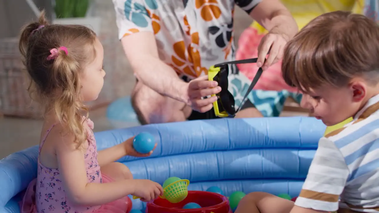 Video of children having fun on the beach at home