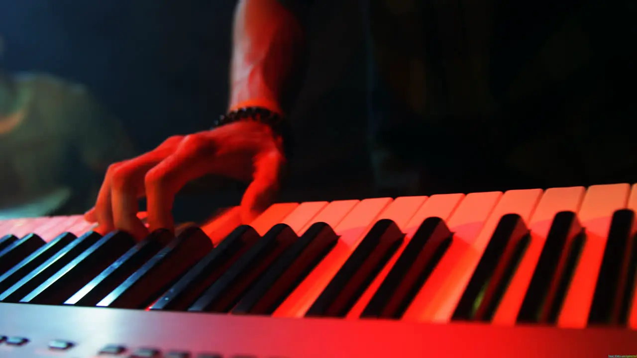 Musician playing electric piano 4k