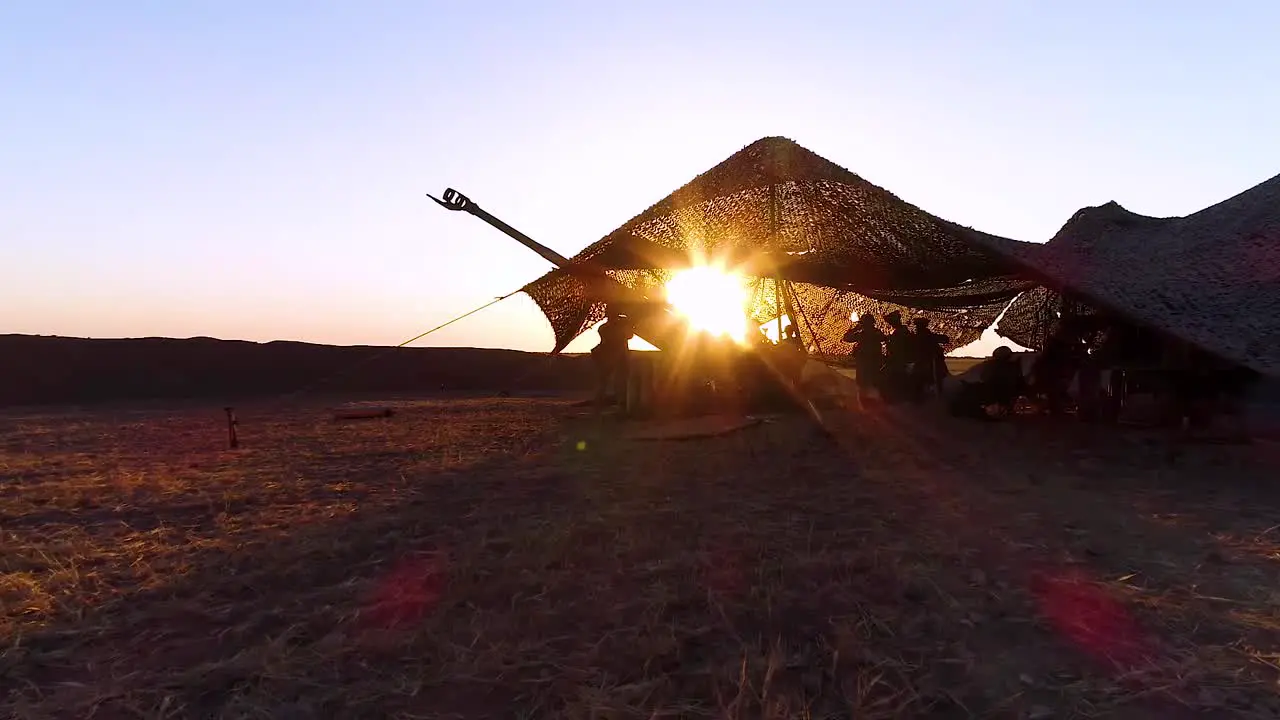 Soldiers Fire Heavy Artillery In The Battlefield 4