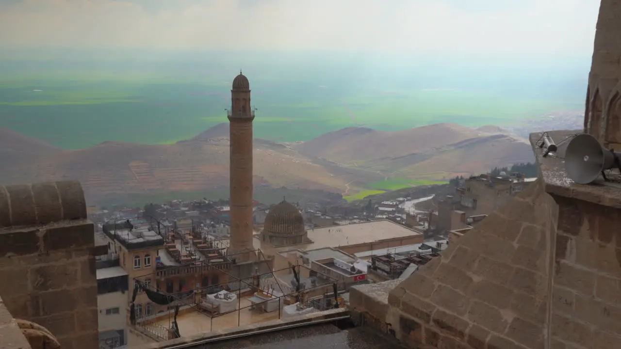 The camera on the roof of Zinciriye Madrasa zooms out from the Mardin Grand Mosque