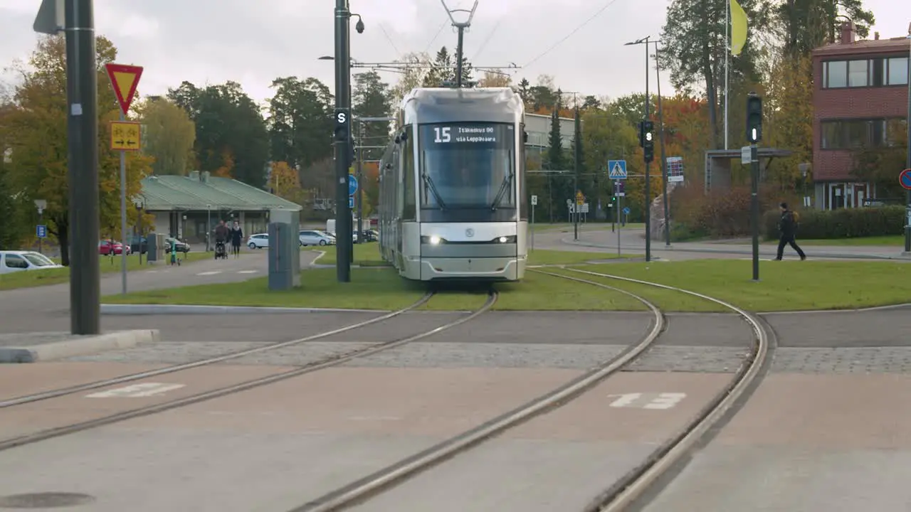 New commuter tram provides public transit between Helsinki and Espoo