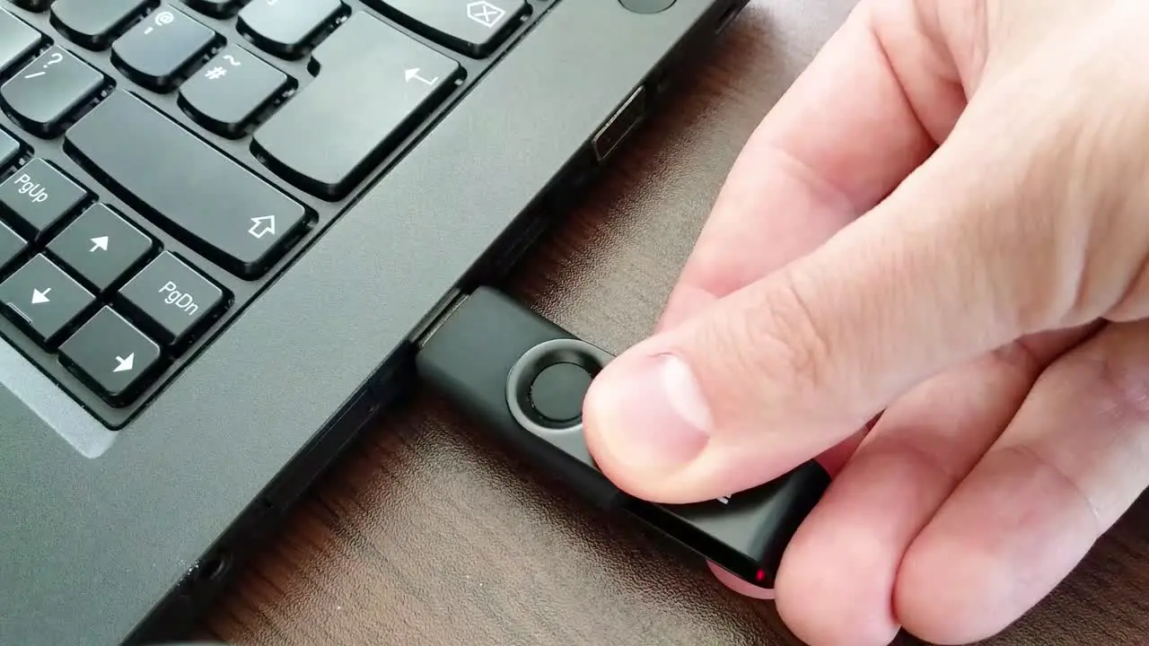 USB flash drive insert in computer