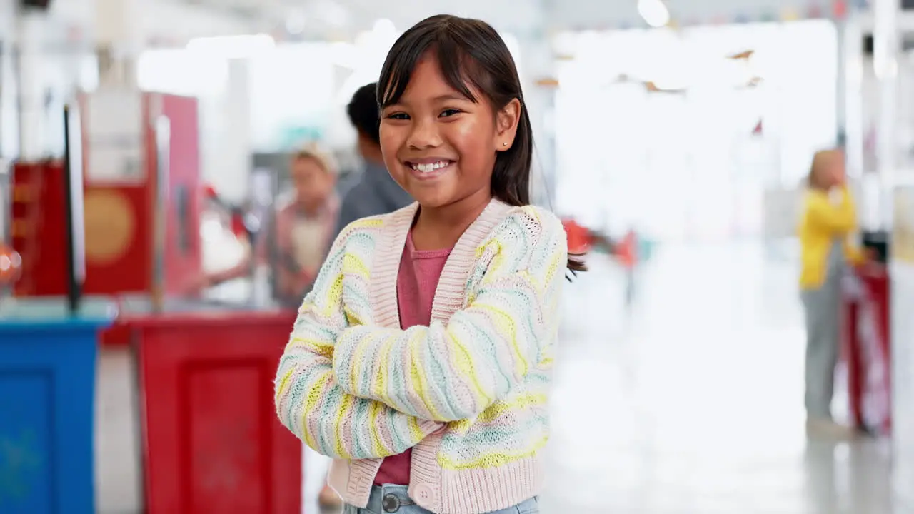 Face arms crossed and a student girl at a science