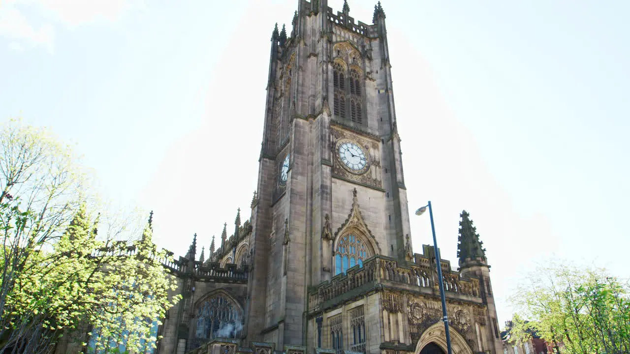 Manchester UK 4 May 2017 Dolly Shot Of Manchester Cathedral Exterior