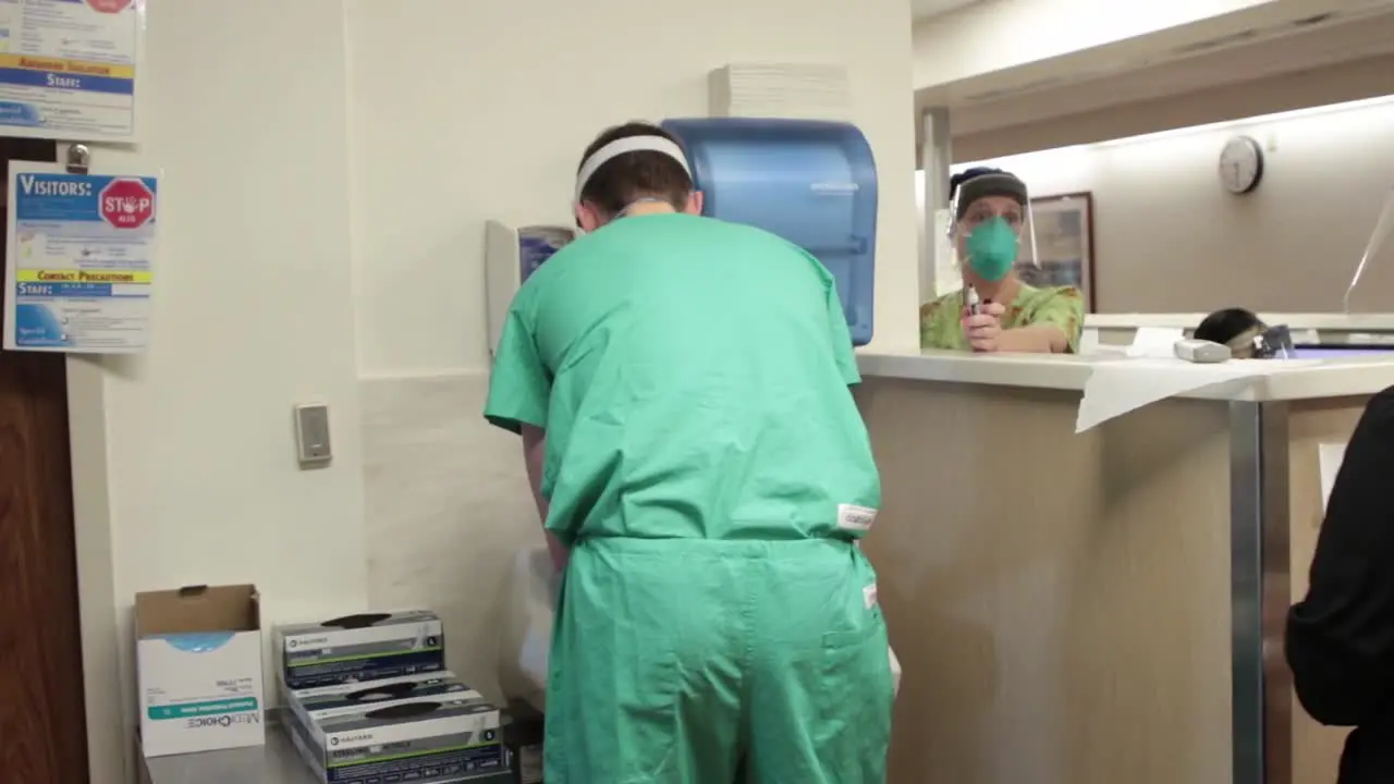 Defense Department Personnel Assist Civilian Medical Staff With Covid-19 Vaccines At Dameorn Hospital California