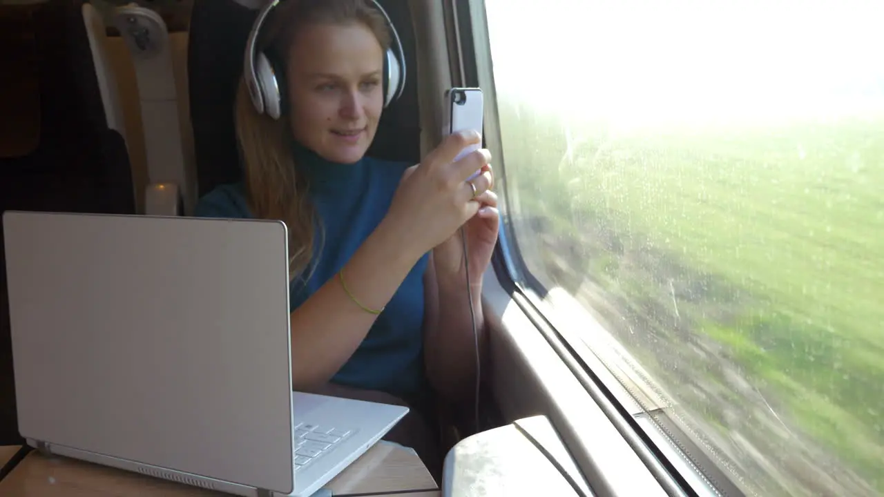 She is never bored during the trip