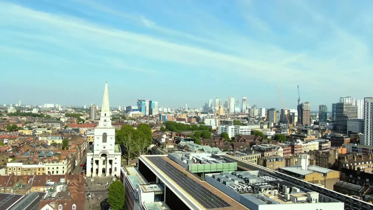 Beautiful Panning shot of Buildings in the city of London