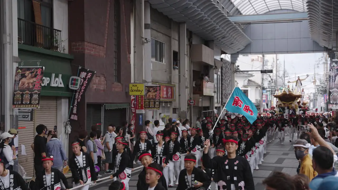 Japanese Children Pulling Kishiwada Danjiri Matsuri Float through Town