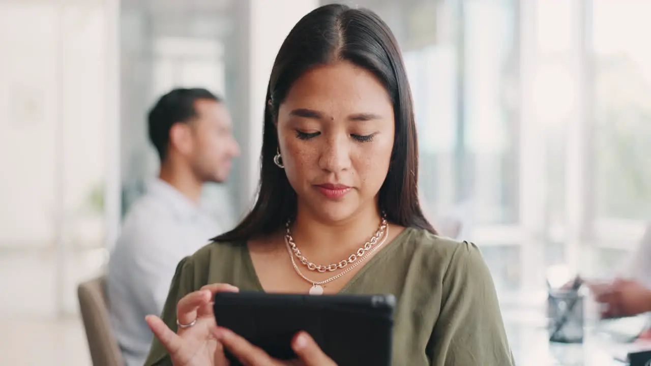 Woman tablet and typing for social media