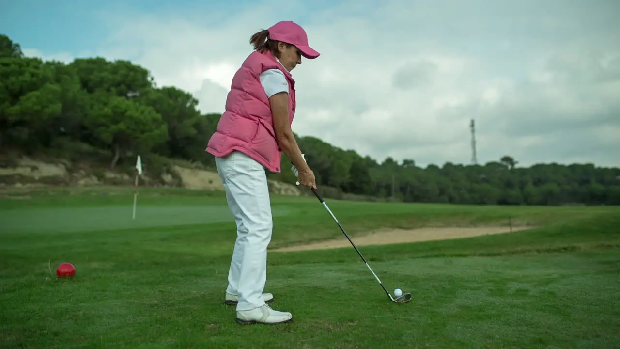 Lady Playing Golf 11