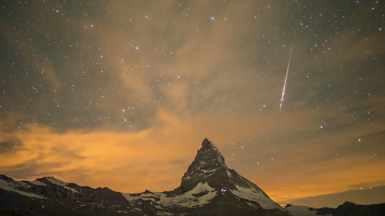 Matterhorn Stars 4k 0 04