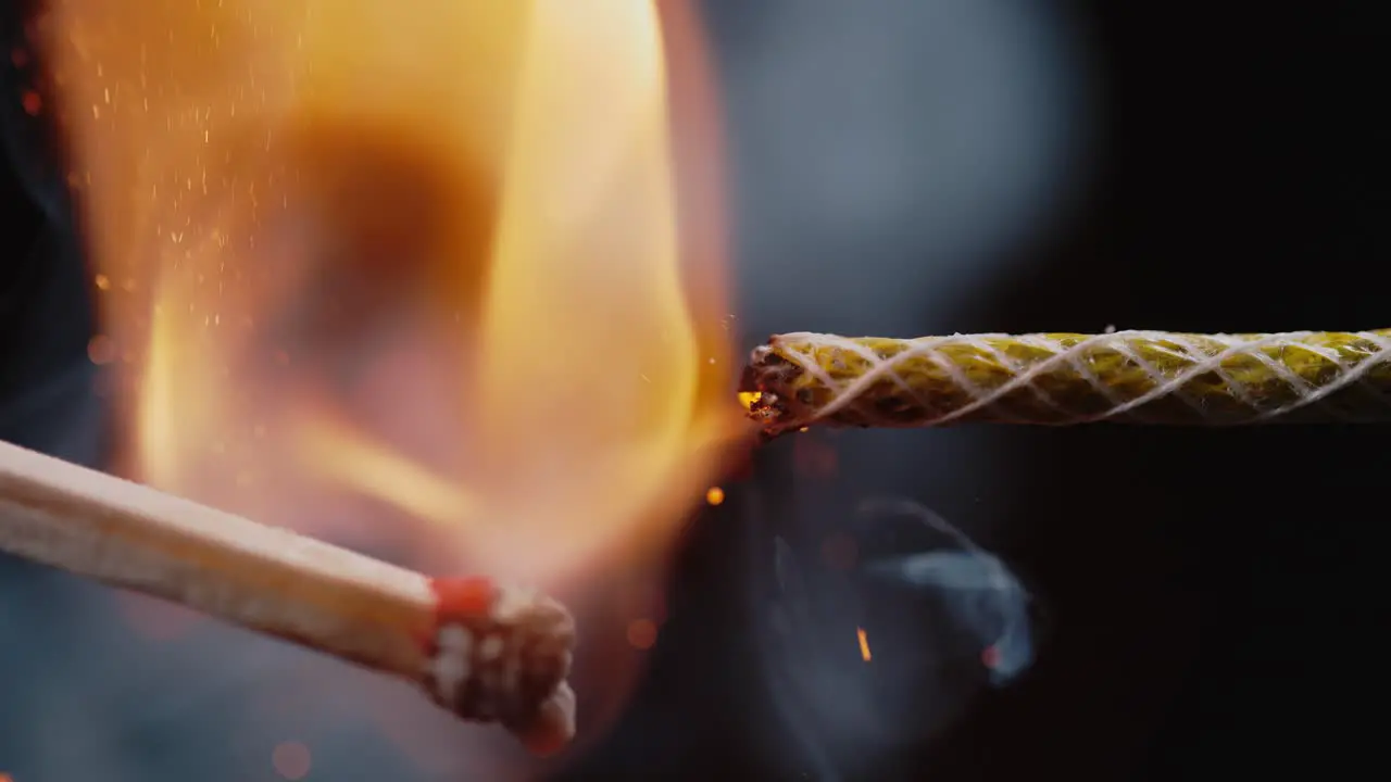 Slow-Motion Capture of a Fuse Burning Steadily