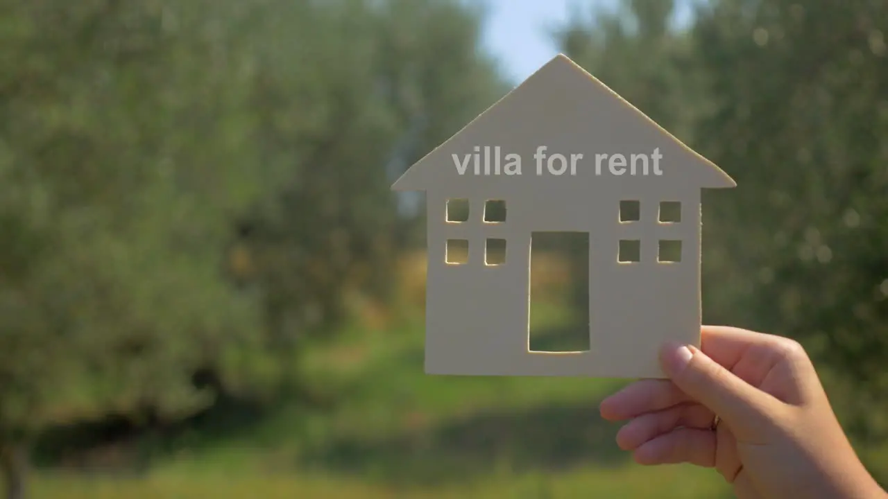 Advertising of villa for rent