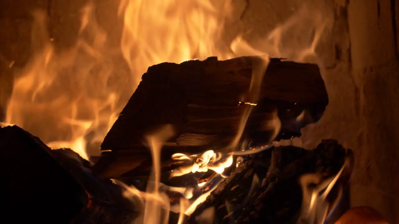 Firewood catching fire in a Tile Stove Cockle