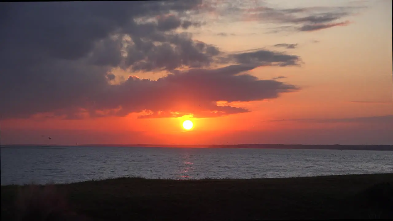 South Carolina setting sun zooms in