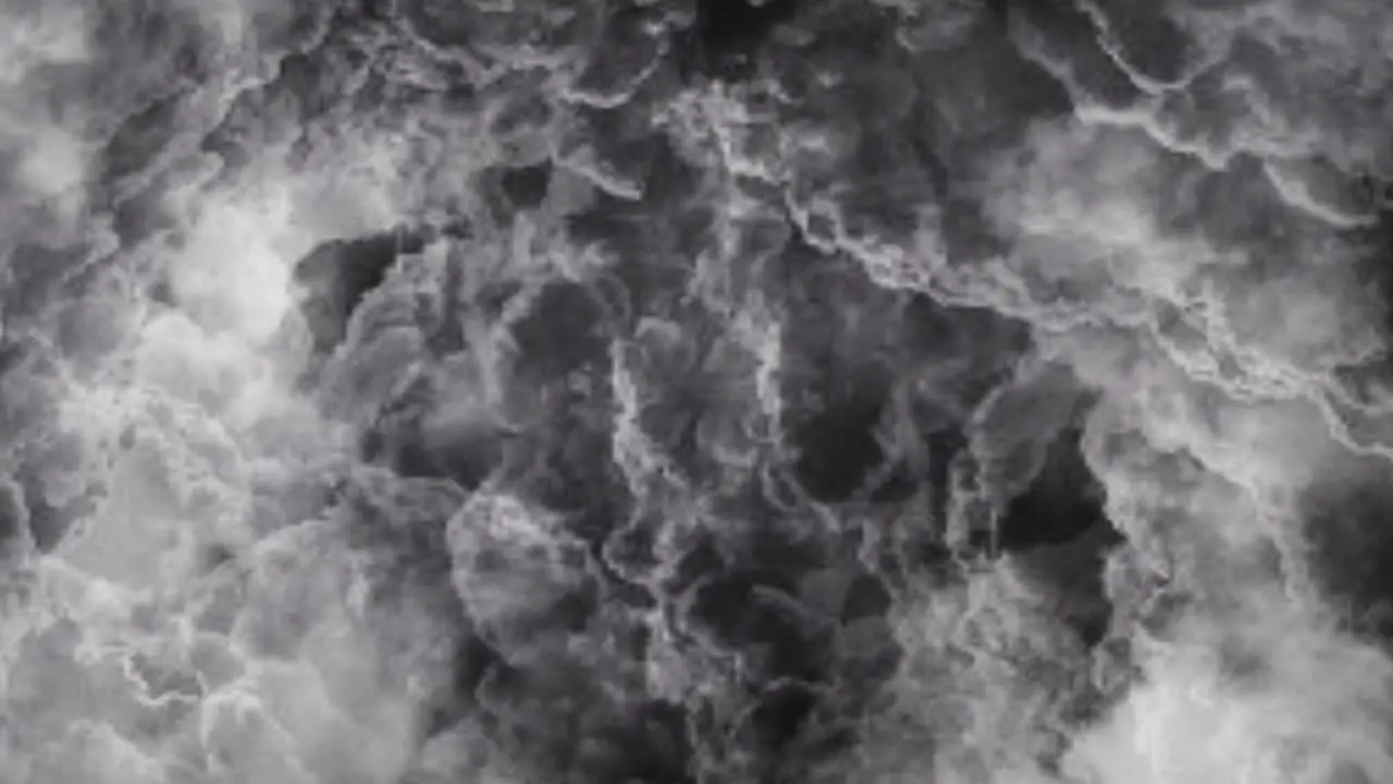 point of view of the atmosphere inside a thunderstorm that occurs inside the cumulonimbus cloud